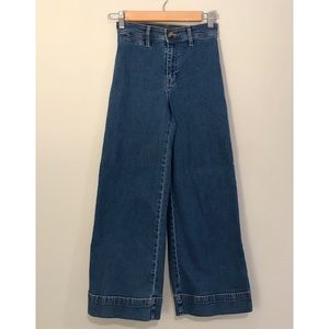 H&M Wide Legged Mid-rise Jeans: Size 2